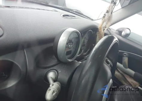 2002 Mini Cooper S из США, поврежденный, VIN WMWRE33402TD56605